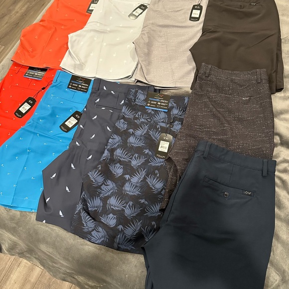 Greg Norman Collection Men's Flat Front Shorts - Multicolor - Picture 1 of 6